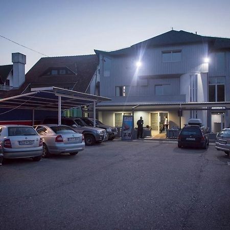 Motel Magistrala Doboj Kültér fotó