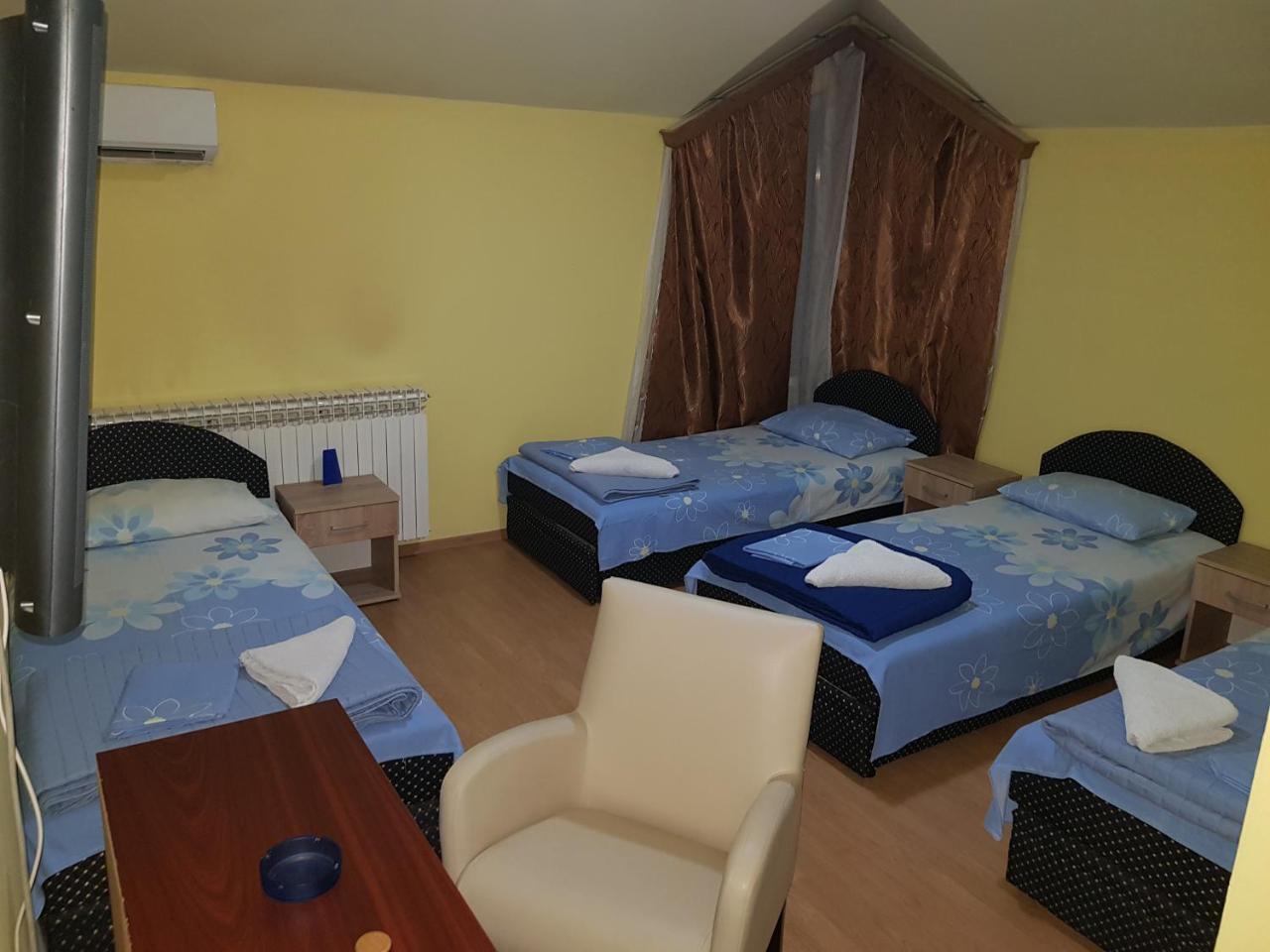 Motel Magistrala Doboj Kültér fotó